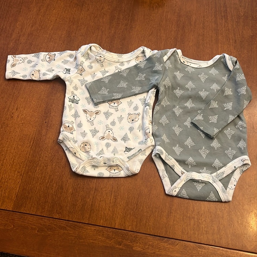 Le top Bebe baby undershirts